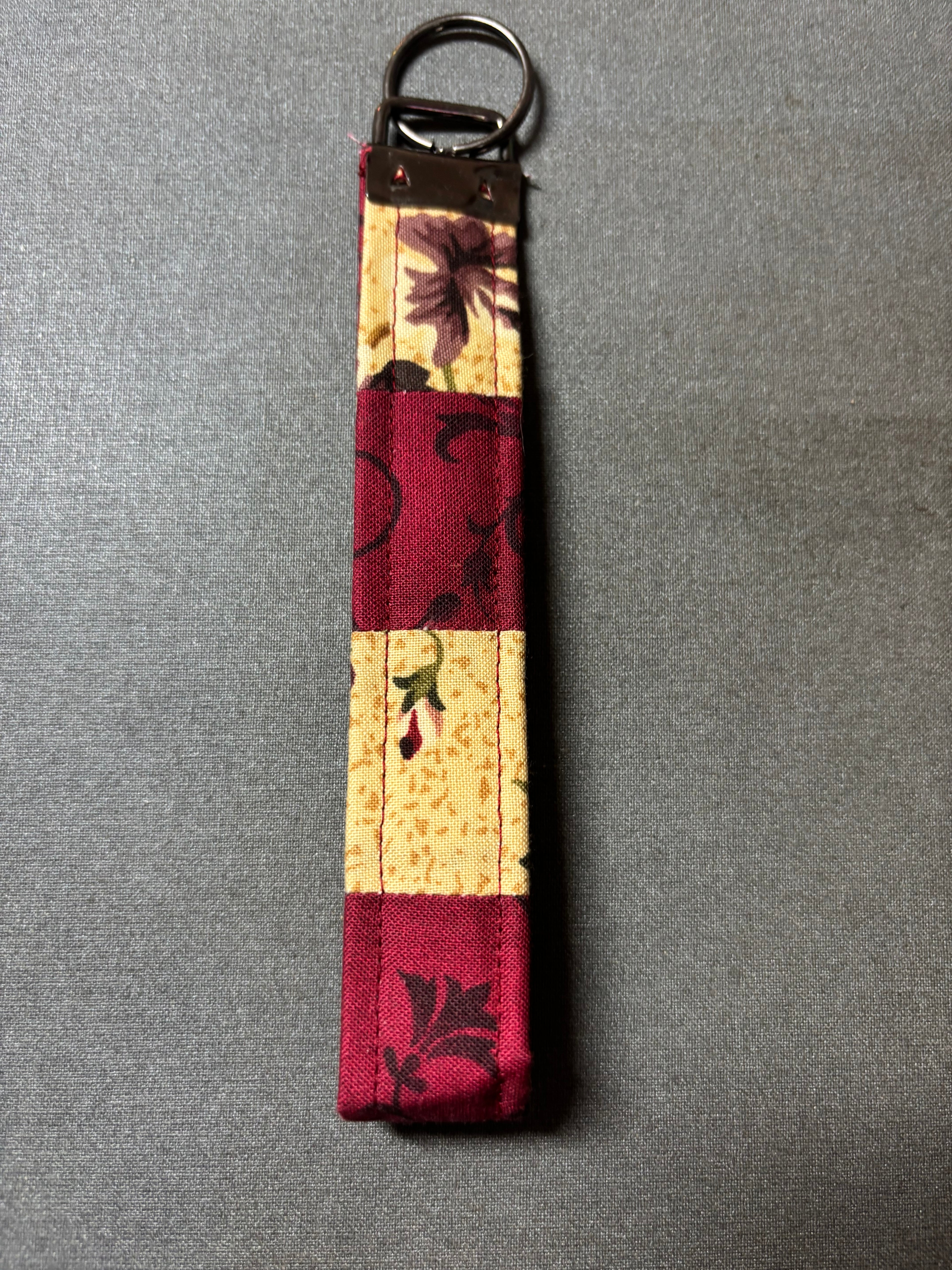 Wristlet keychain