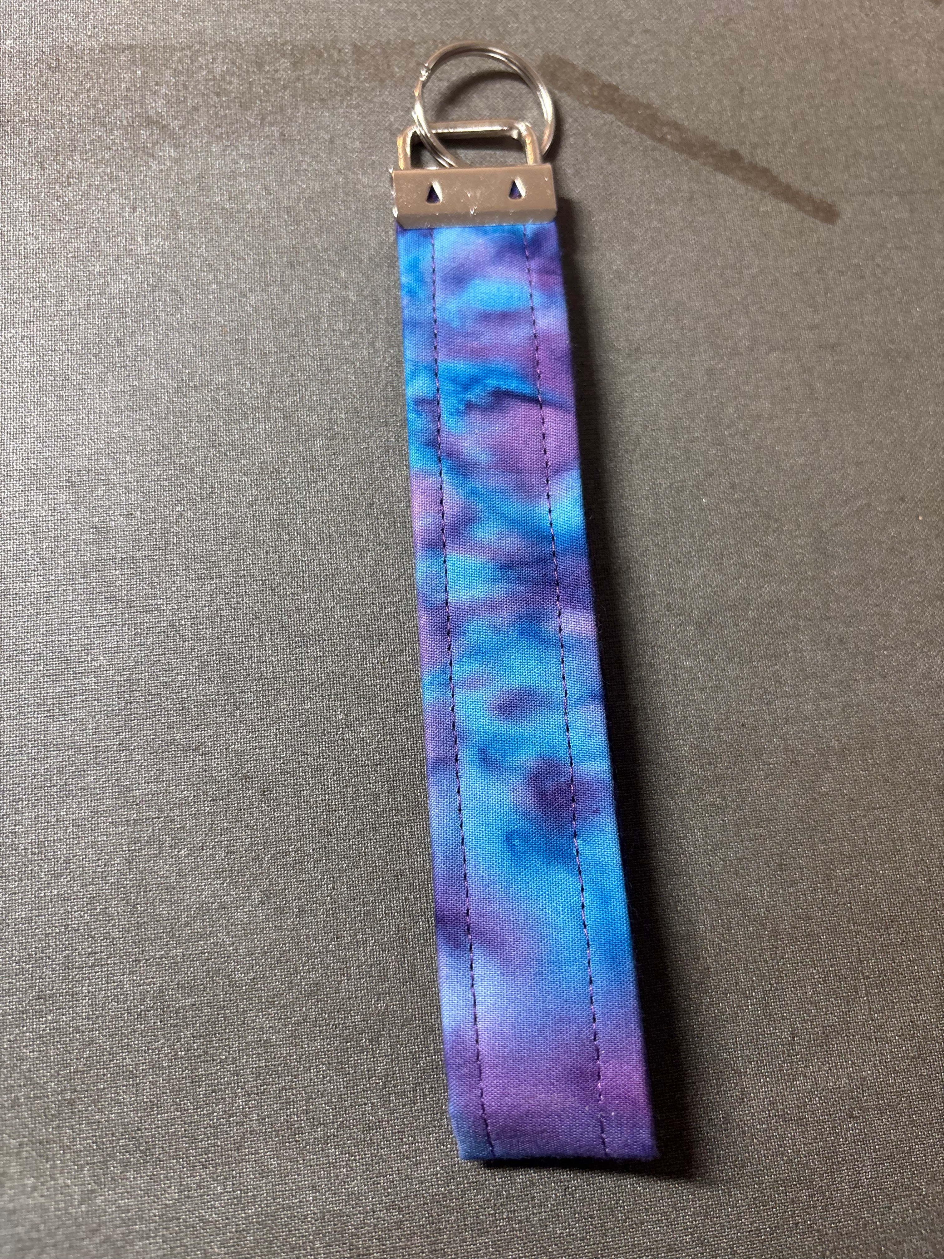 Wristlet keychain
