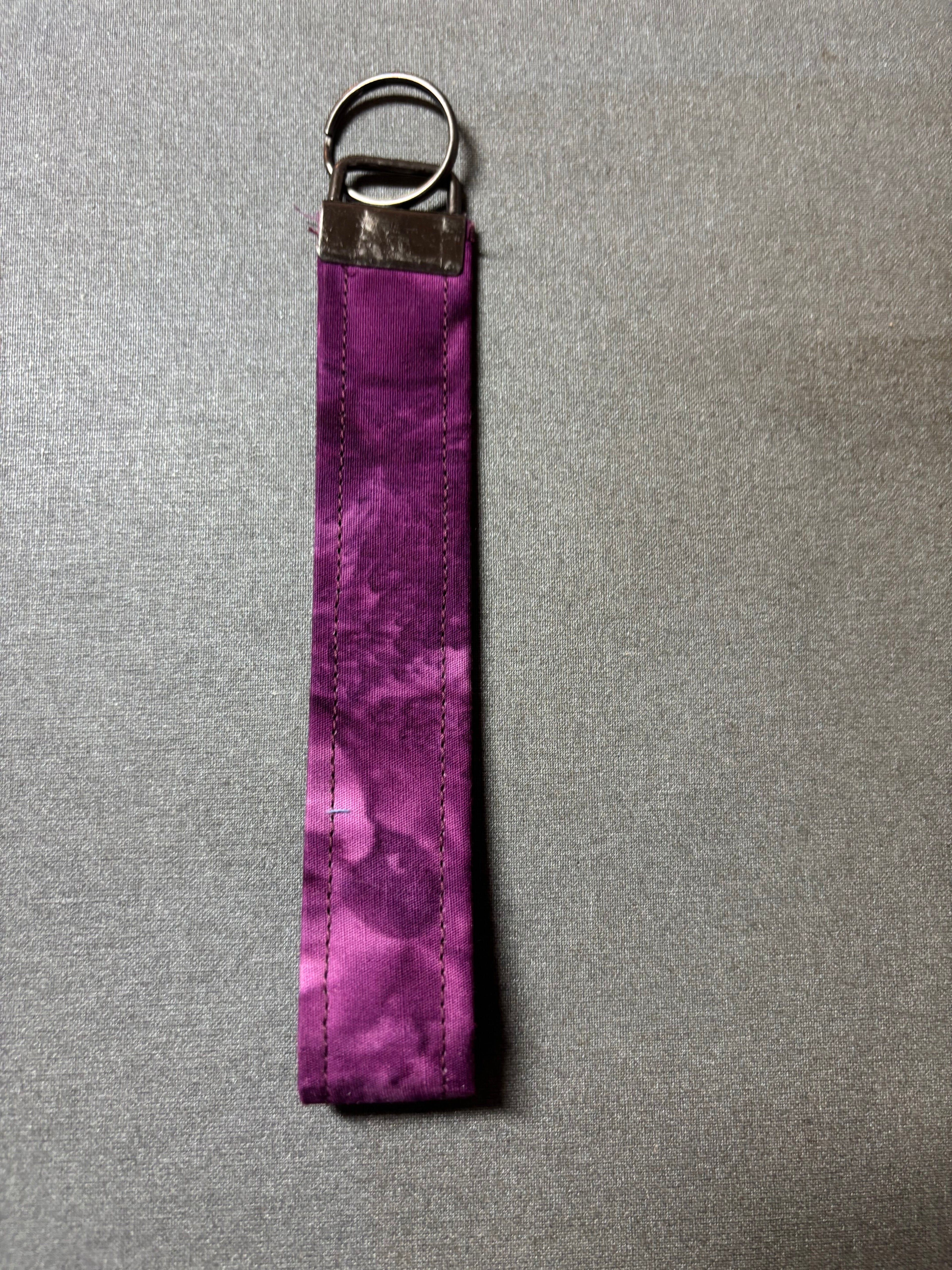 Wristlet keychain