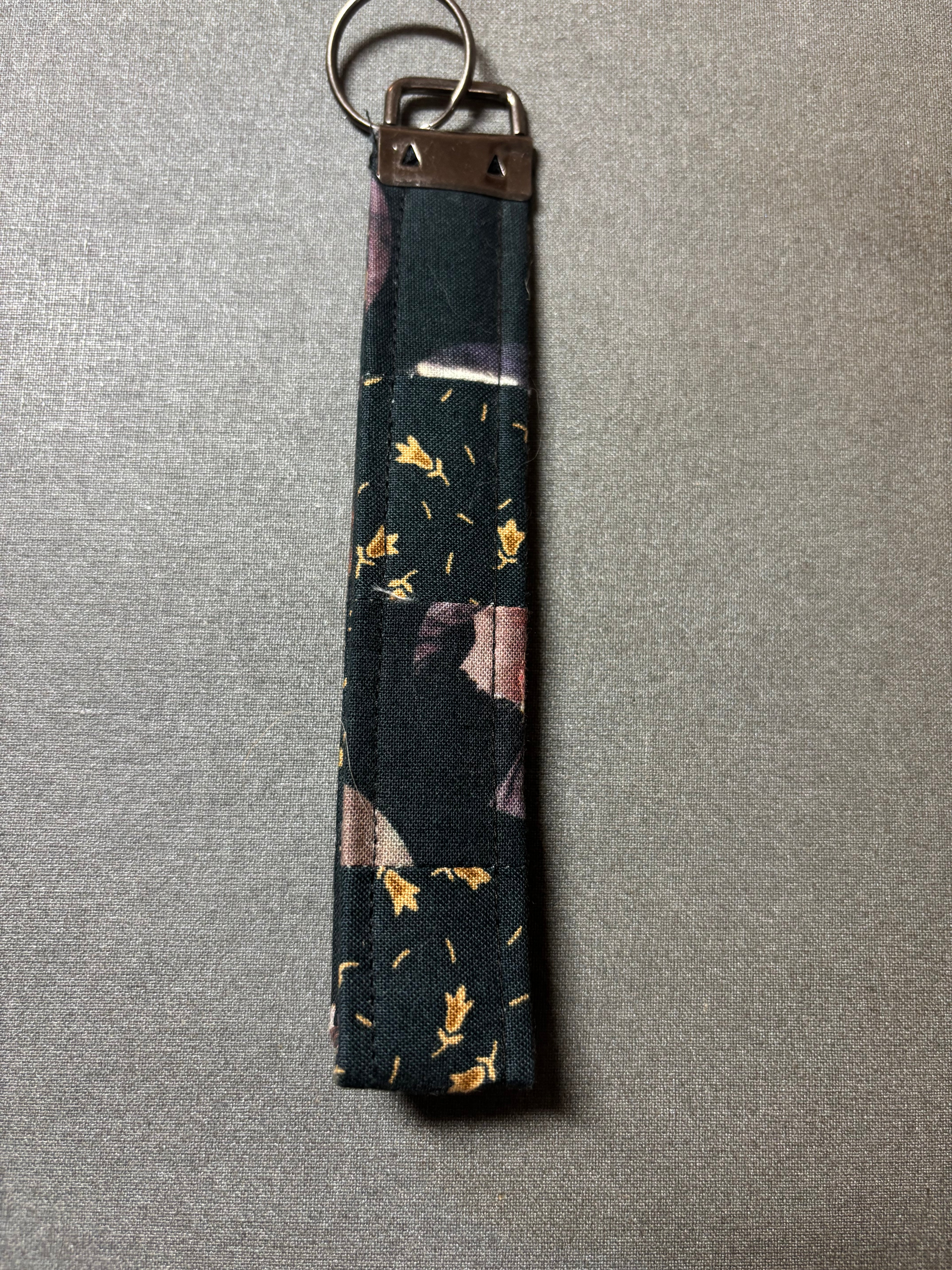 Wristlet keychain