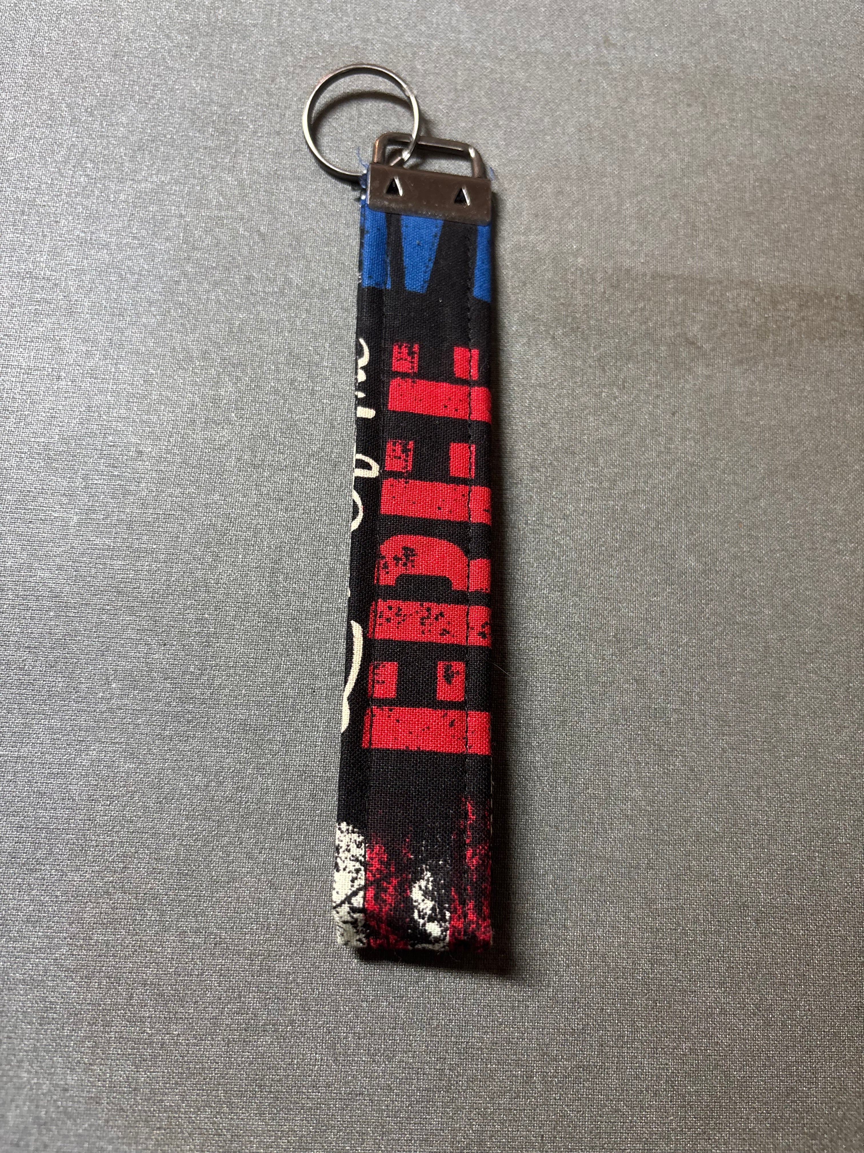 Wristlet keychain