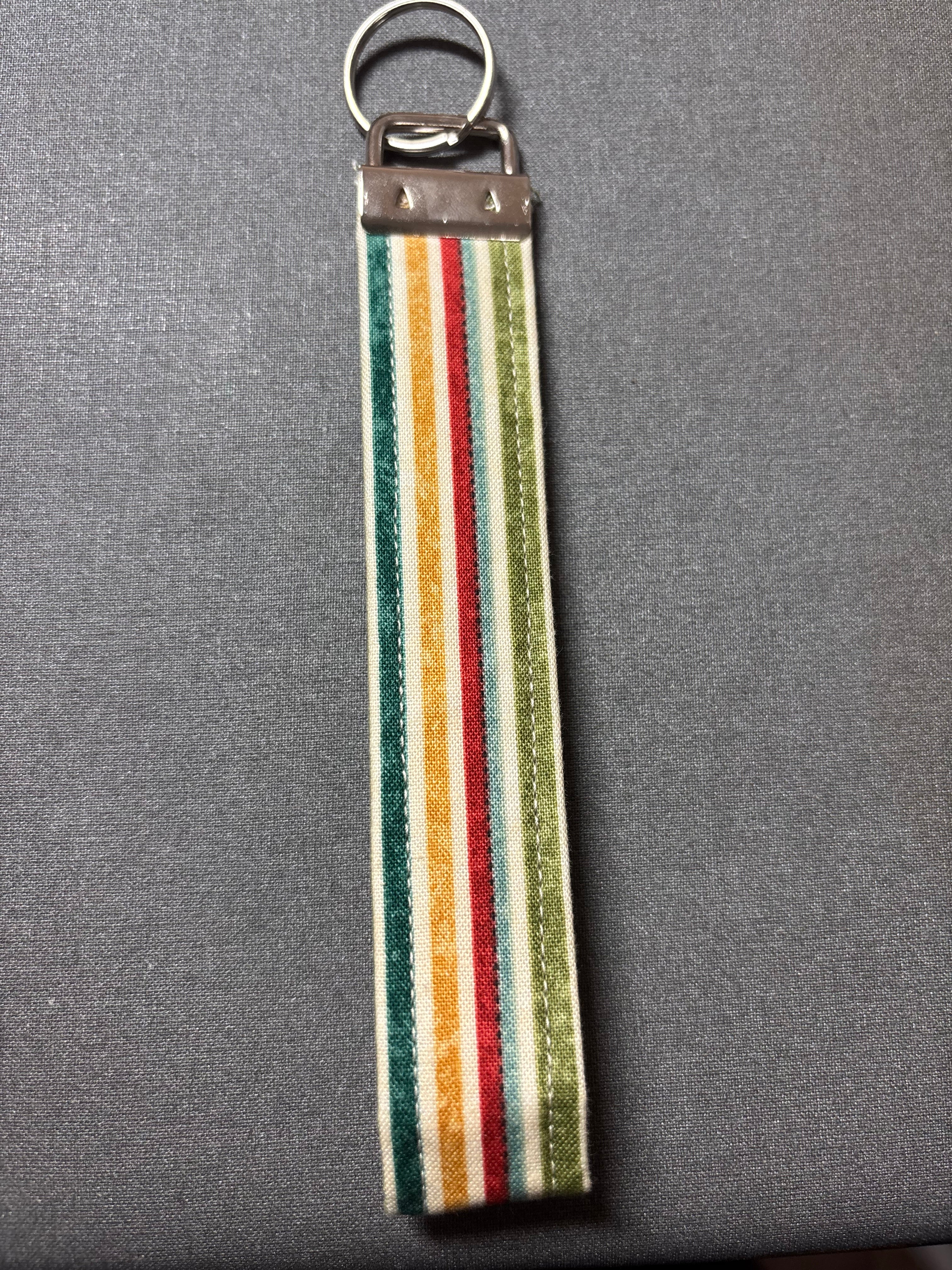 Wristlet keychain