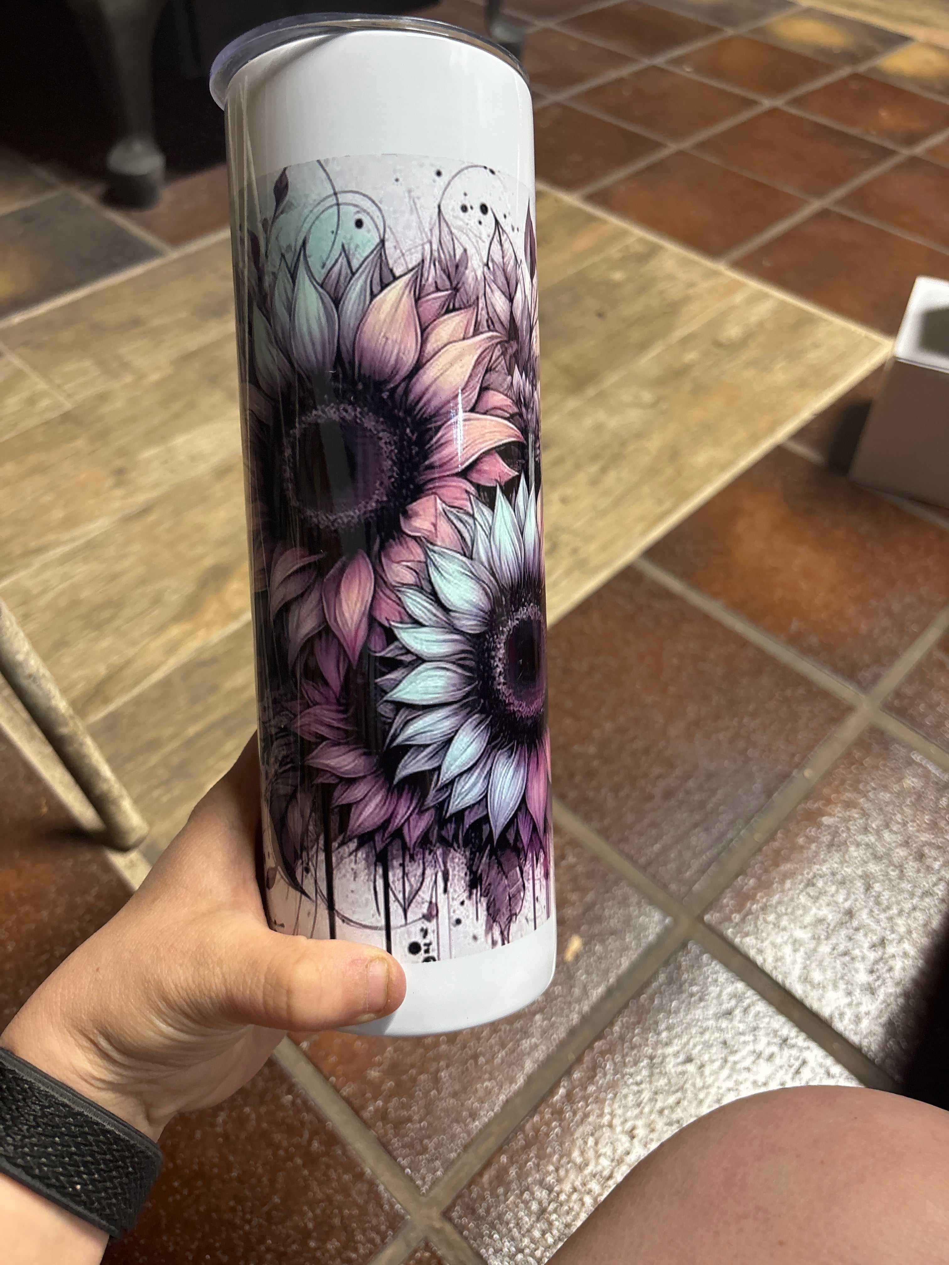 Pastel colored flowers 30 oz tumbler
