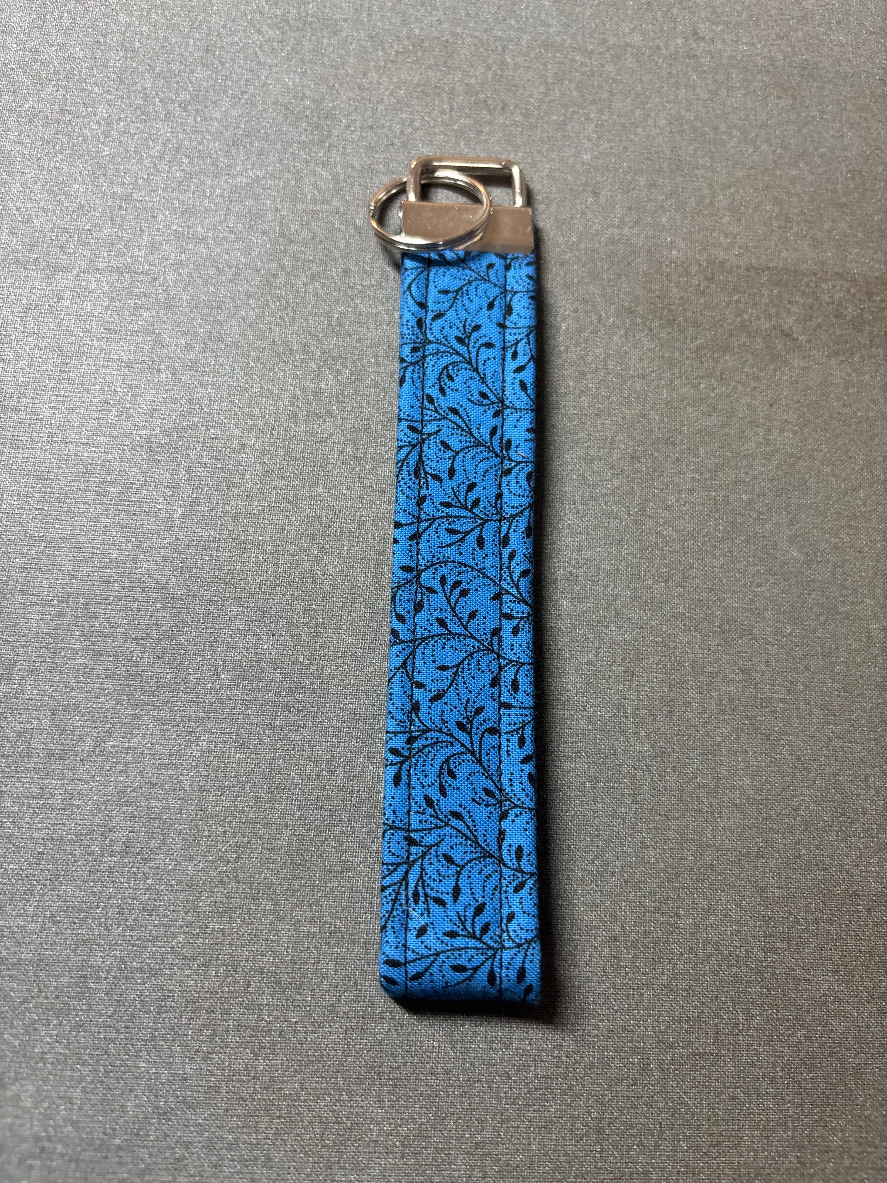 Wristlet keychain