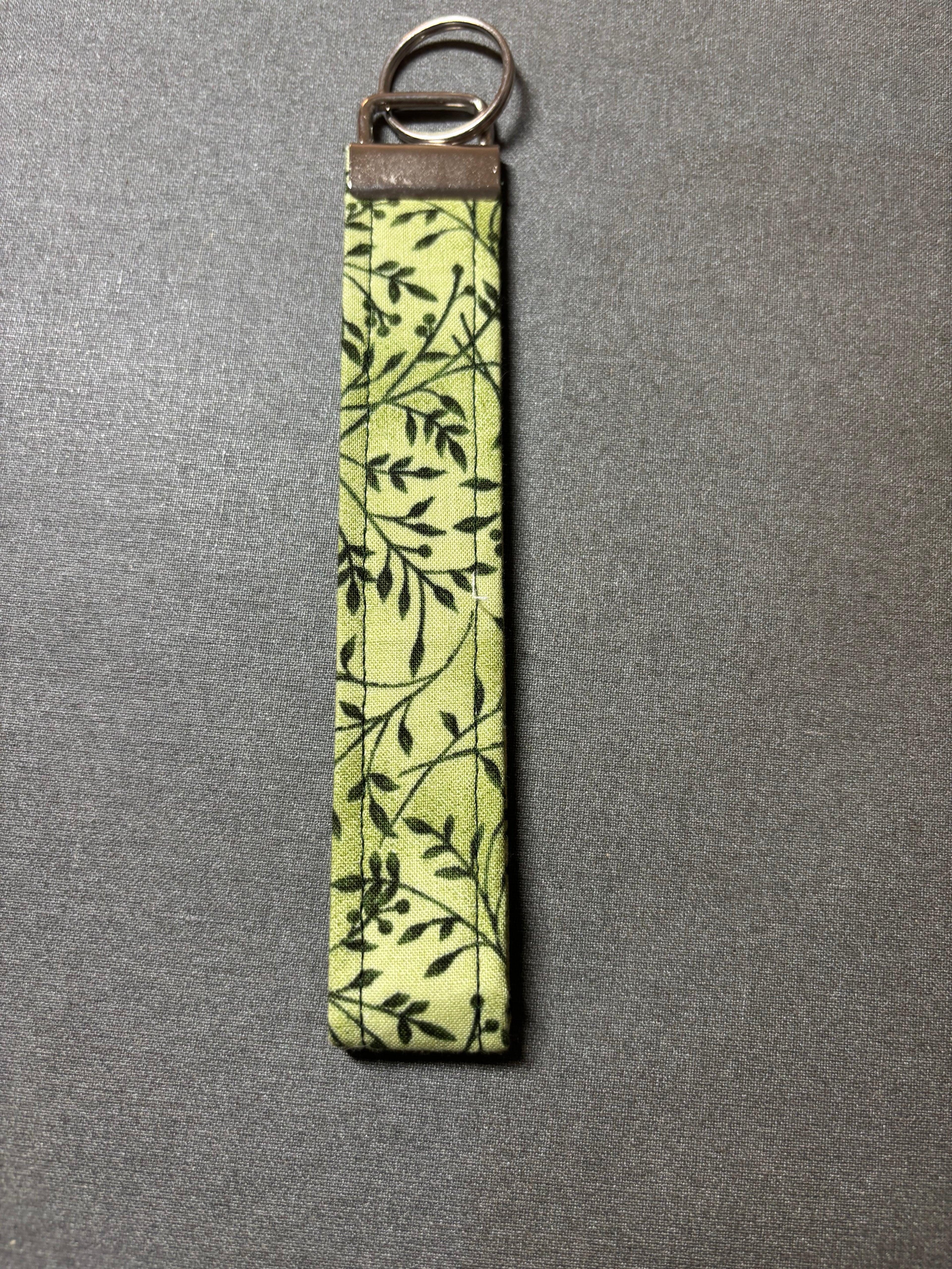 Wristlet keychain