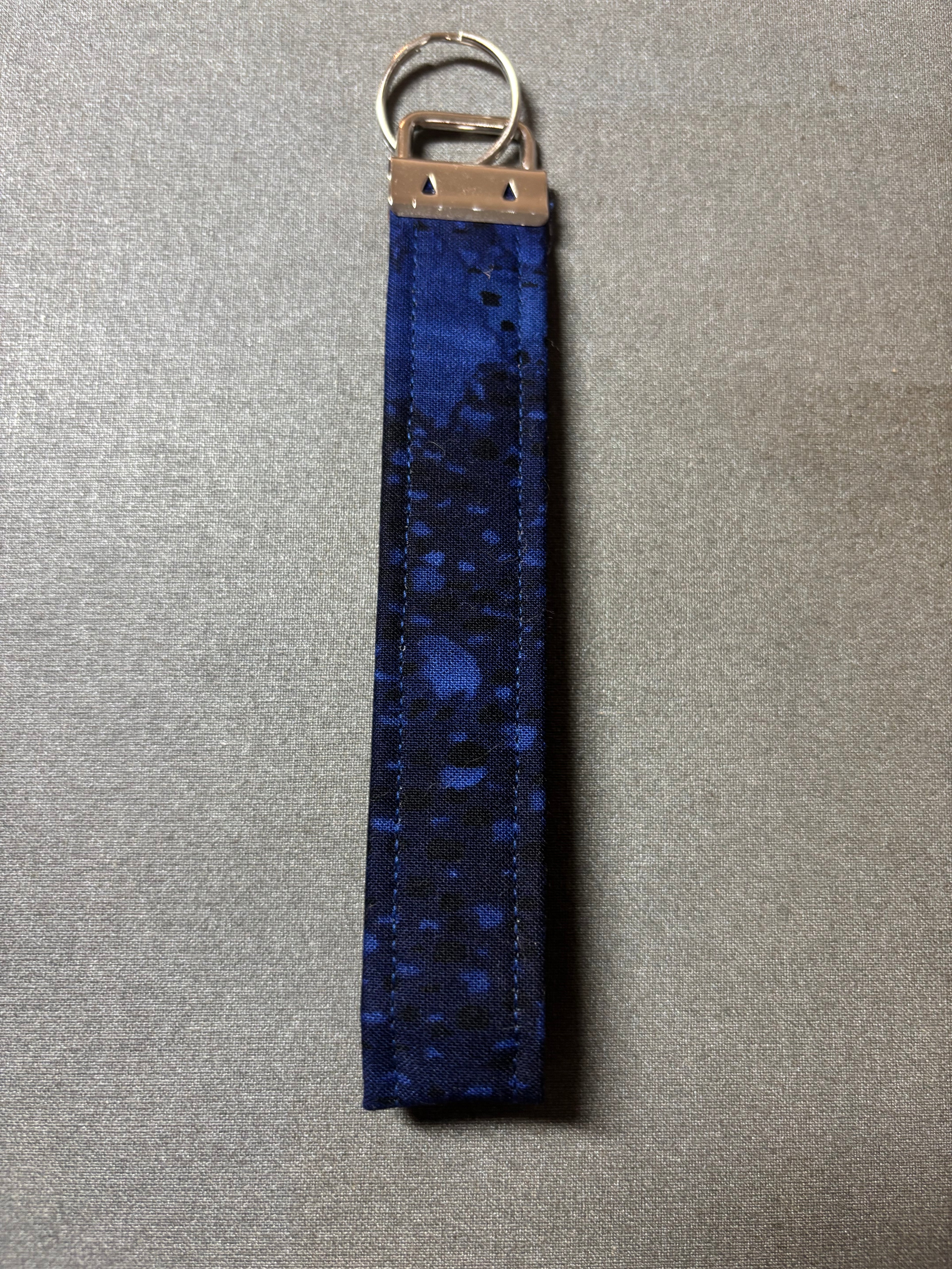 Wristlet keychain