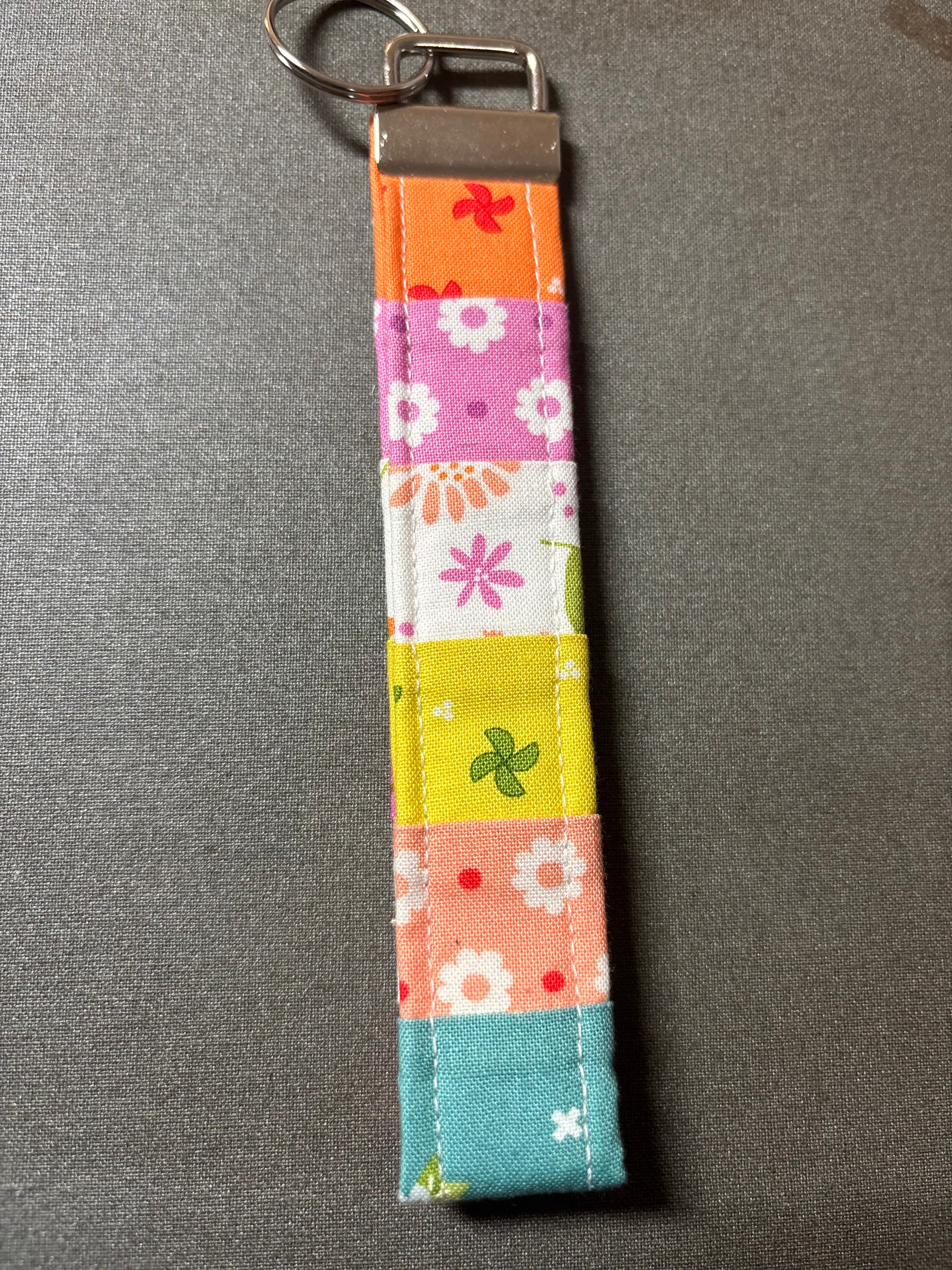 Wristlet keychain