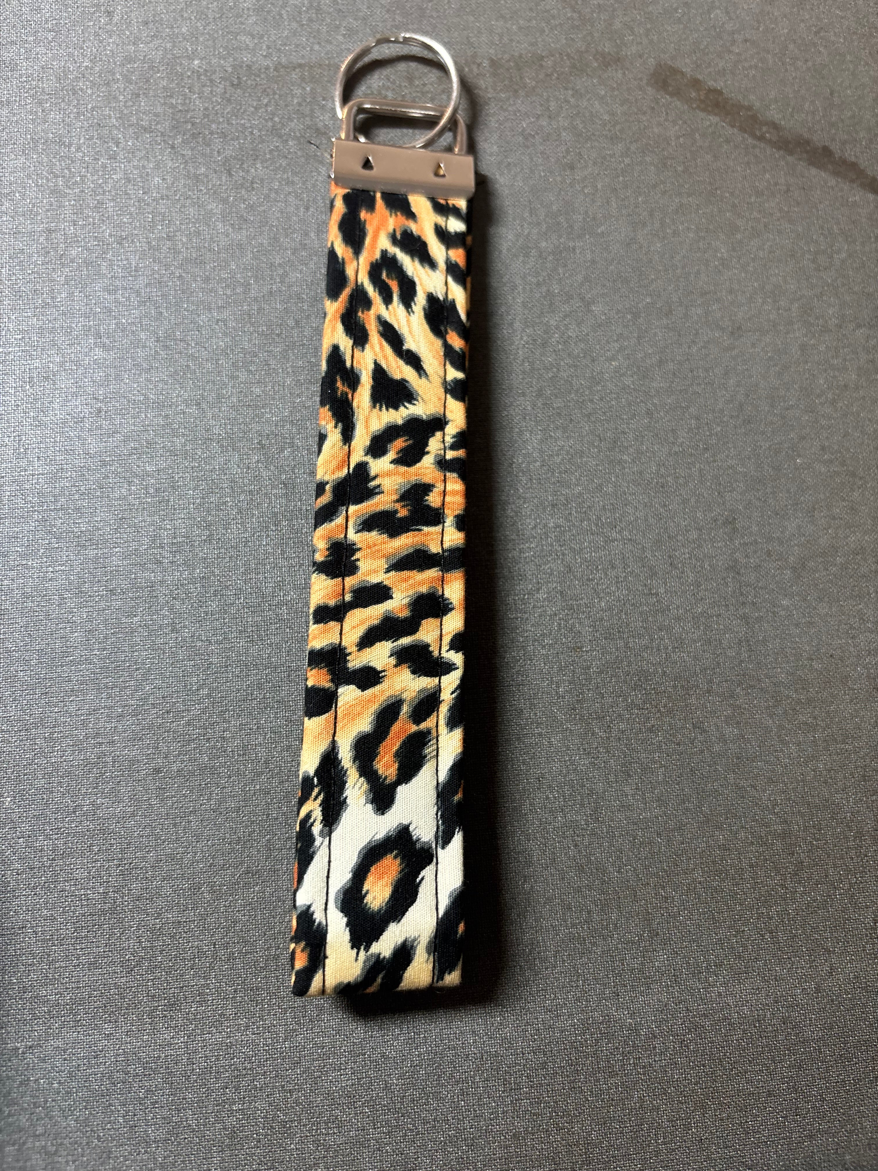 Wristlet keychain