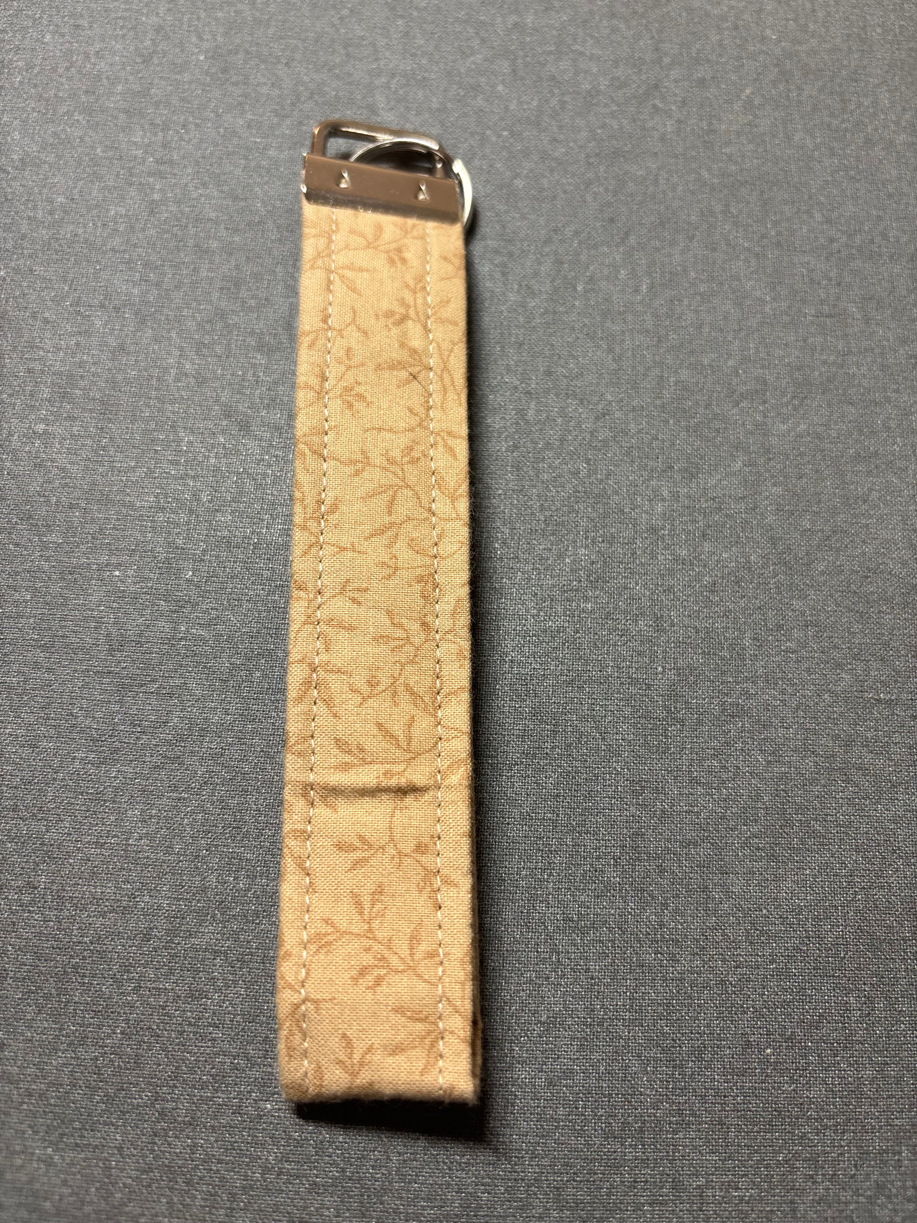 Wristlet keychain