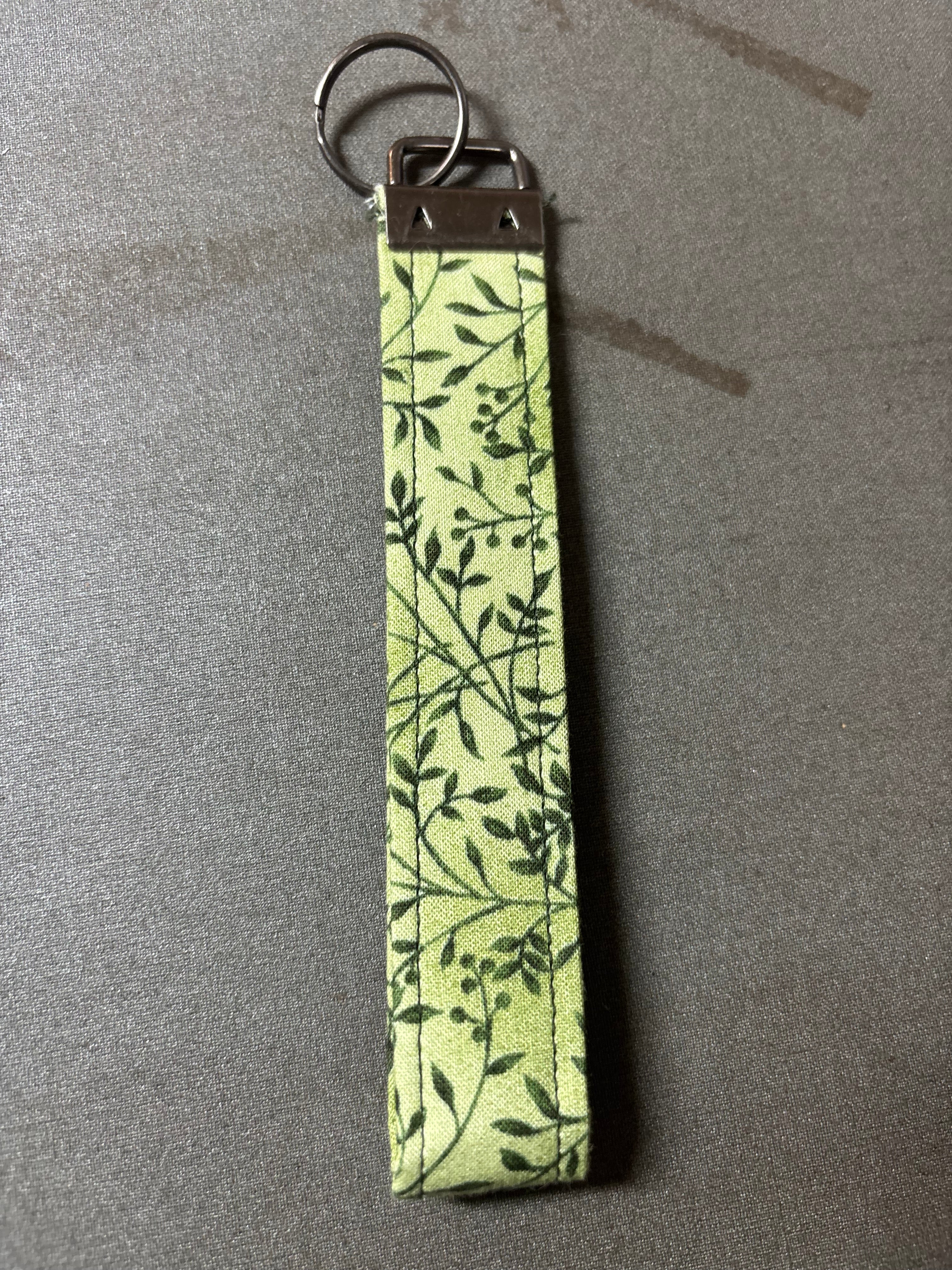 Wristlet keychain