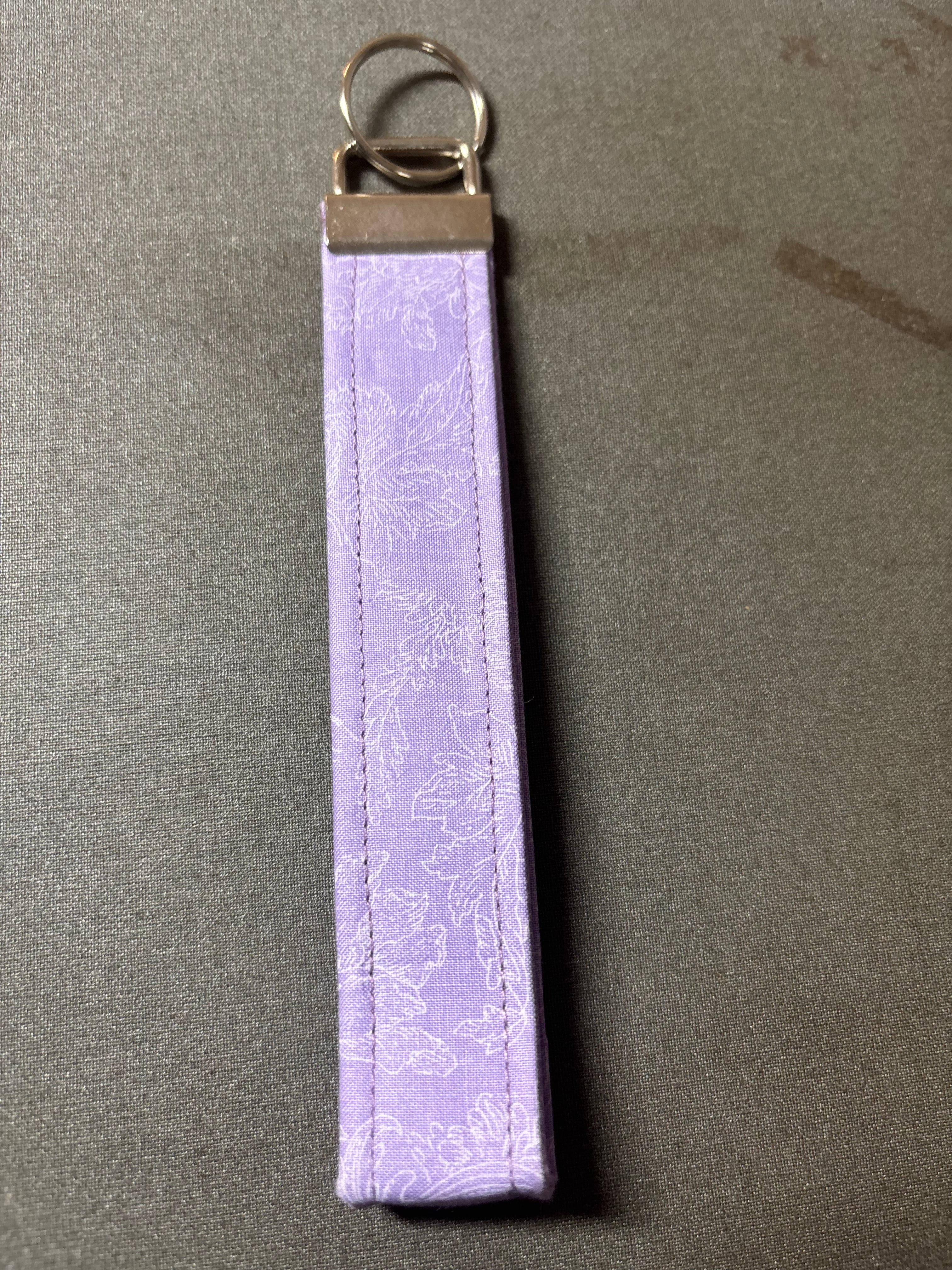 Wristlet keychain