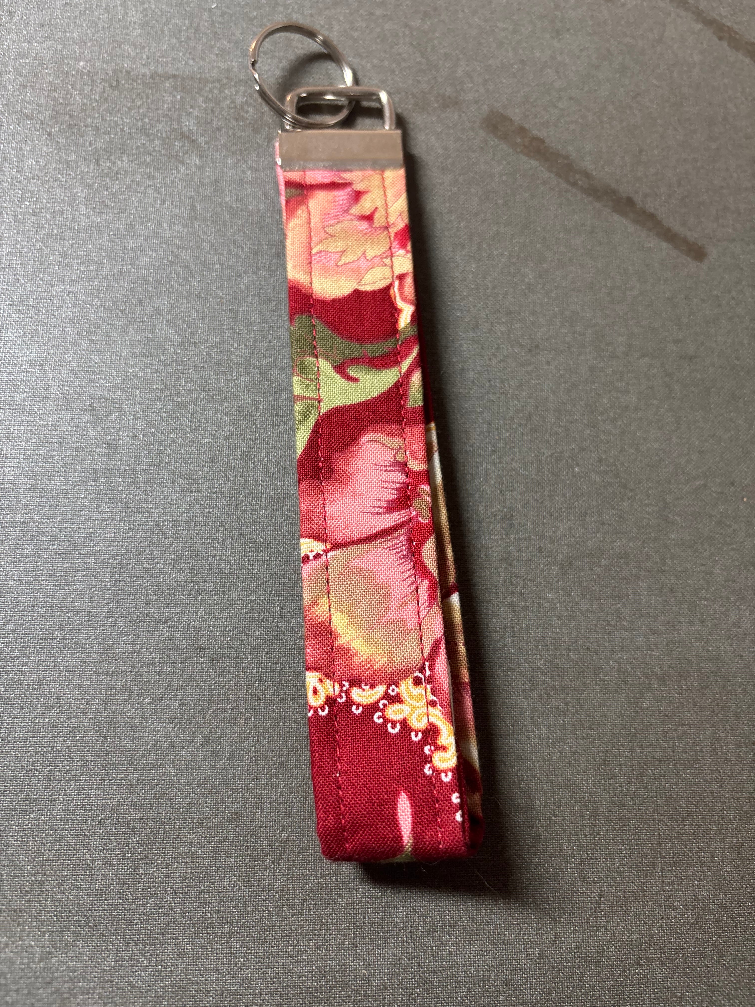 Wristlet keychain