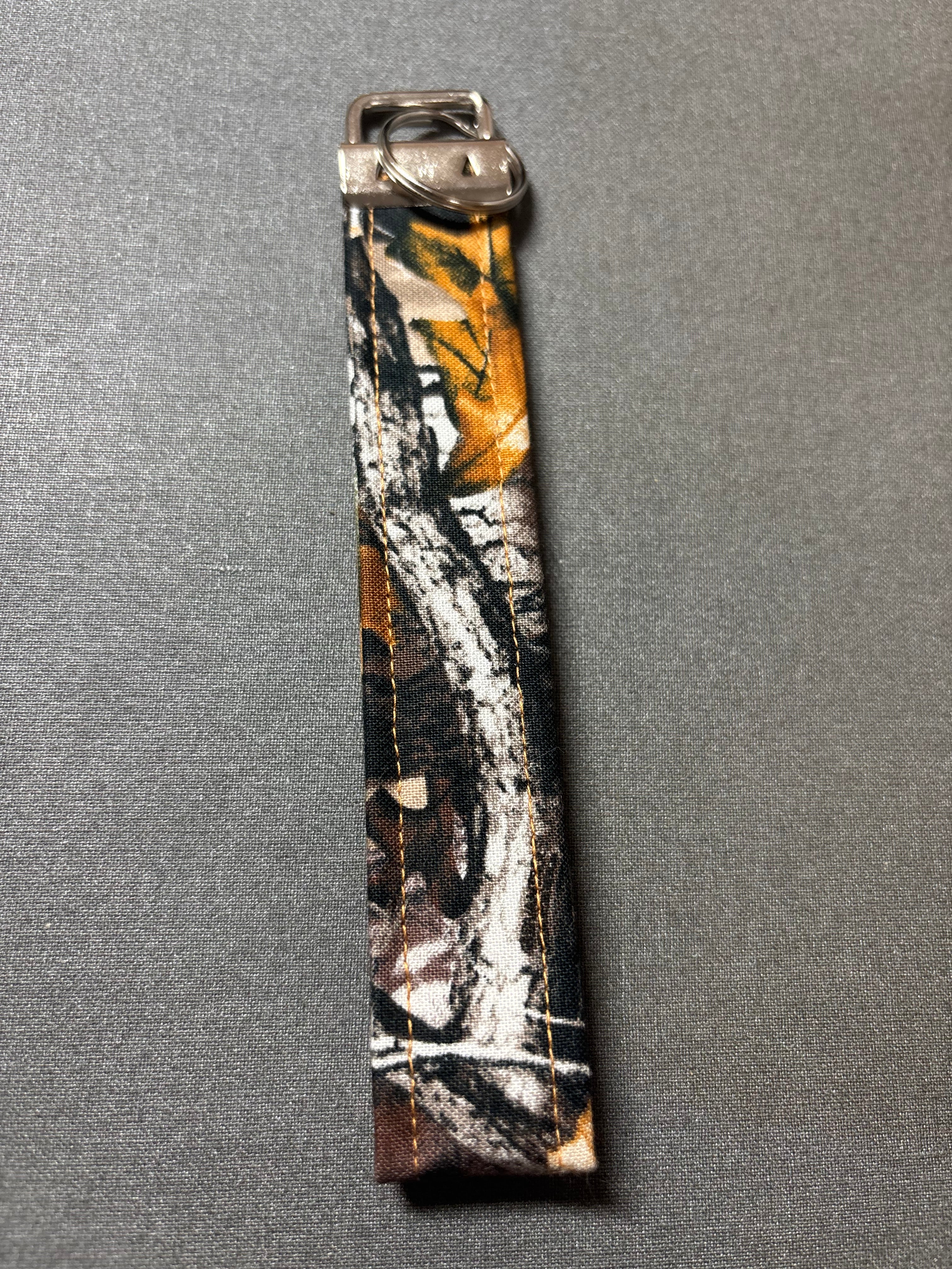Wristlet keychain