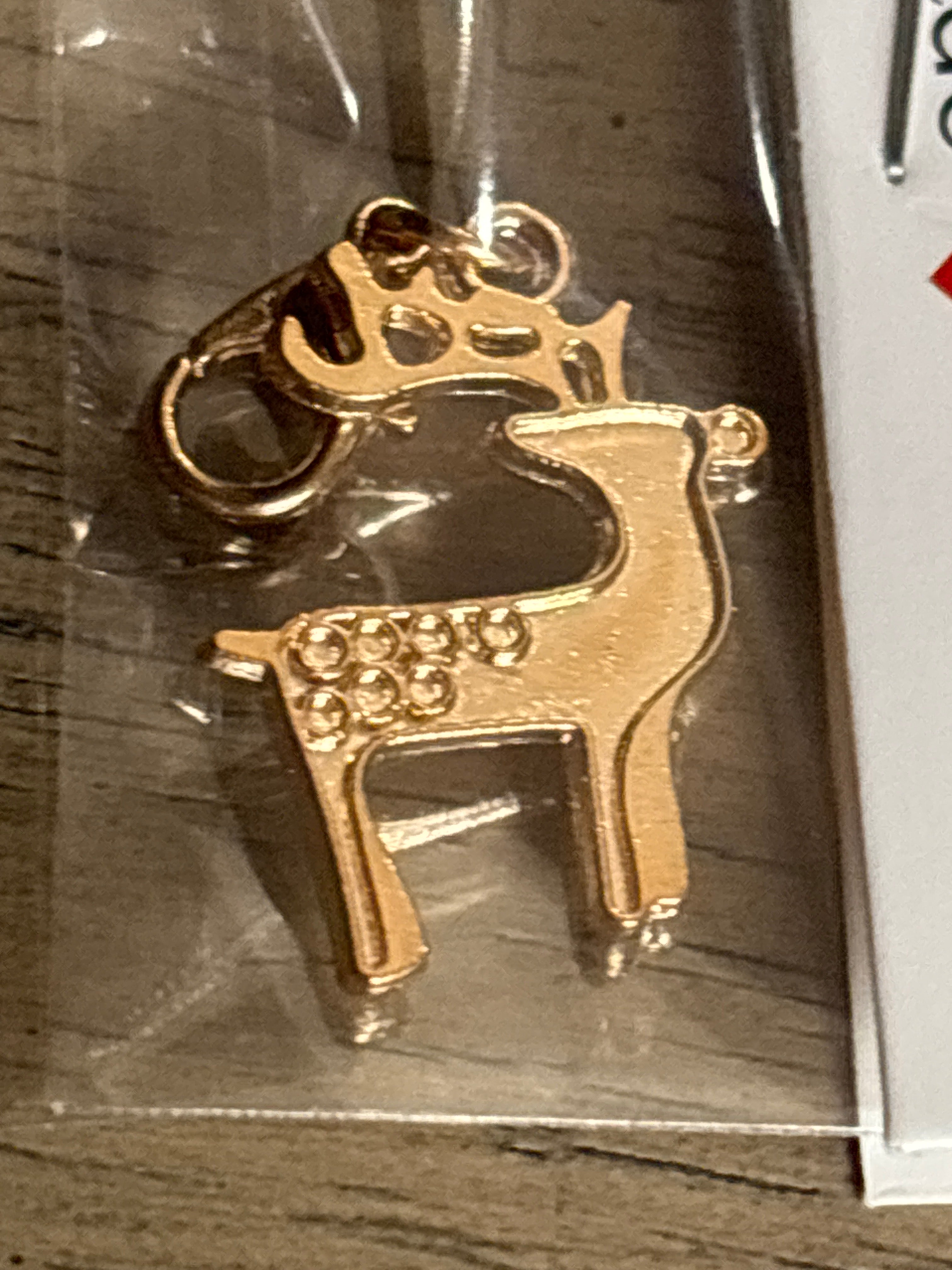 Deer gold charm