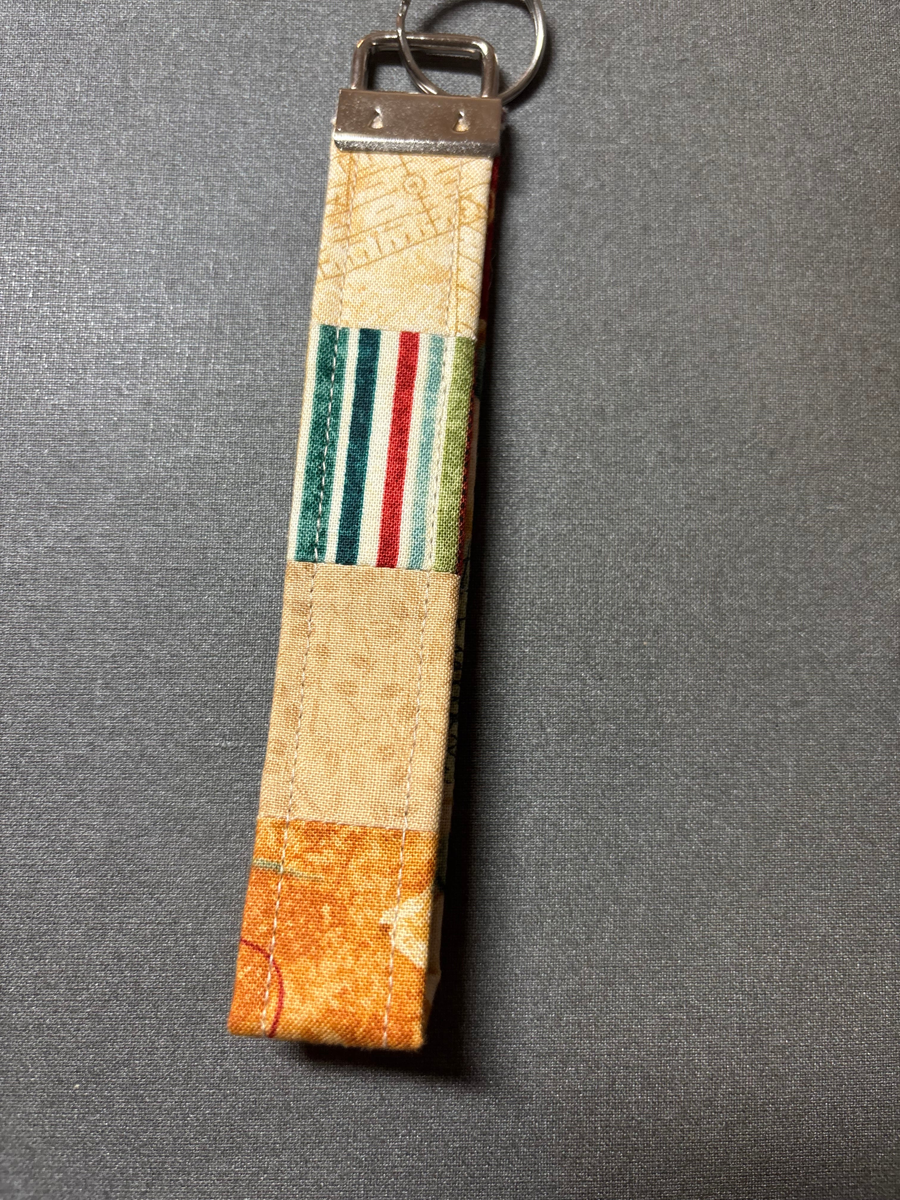 Wristlet keychain