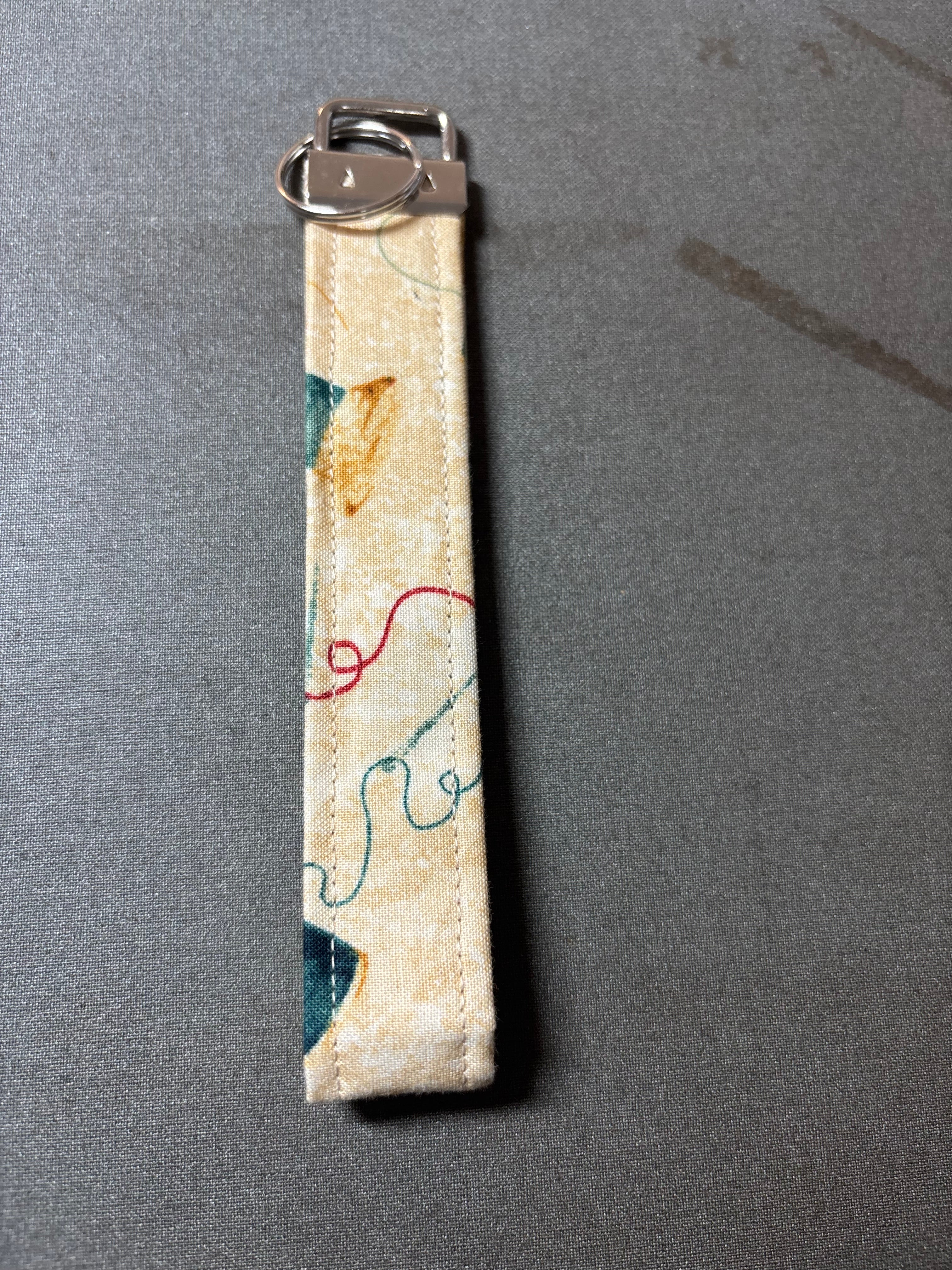 Wristlet keychain
