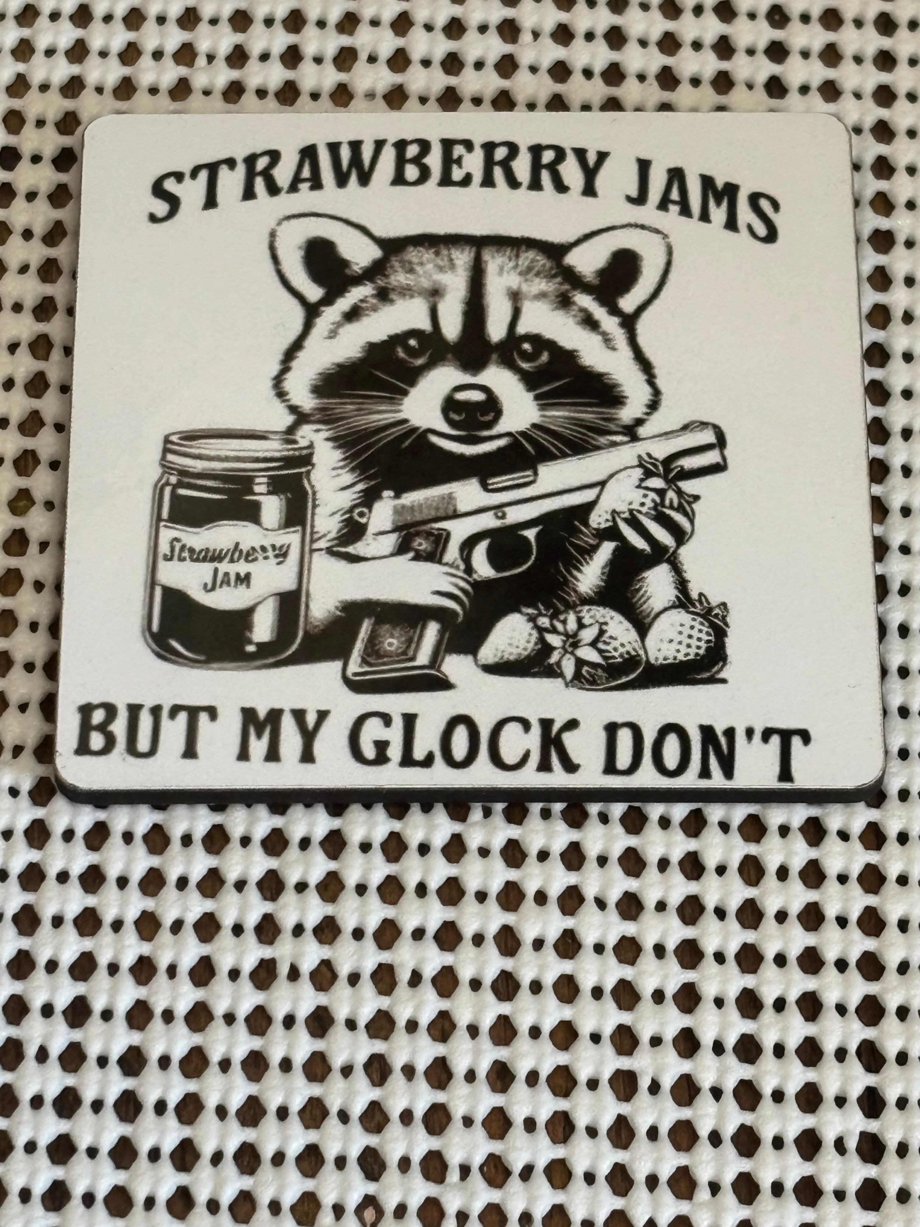 Strawberry jams magnet