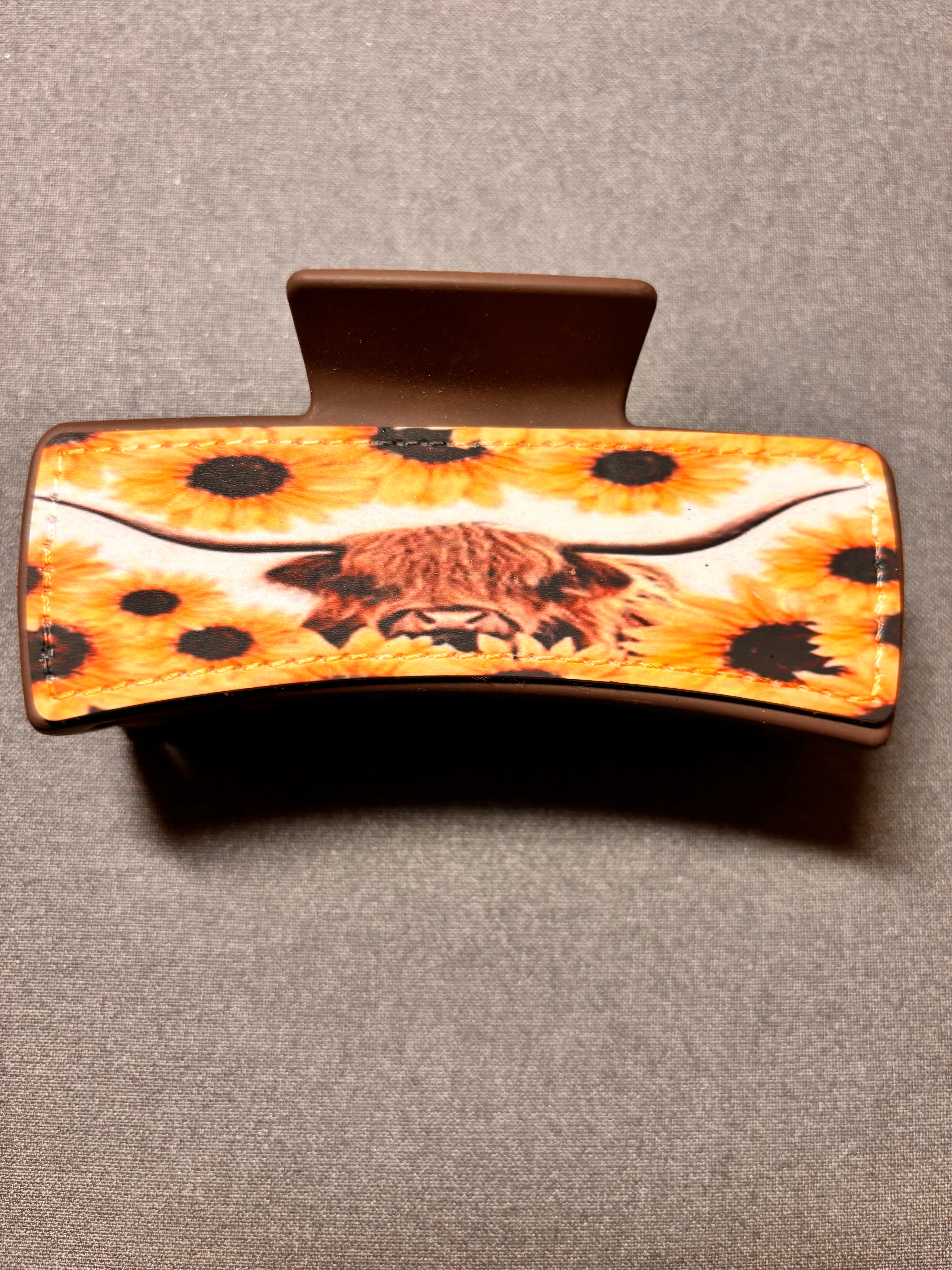 Highland cow hair clip